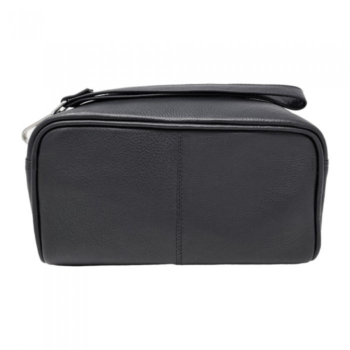 LEATHER STRIKER WASHBAG