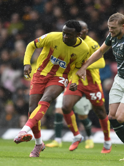 DOUMBIA MATCH WORN & SIGNED HOME SHIRT V NORWICH