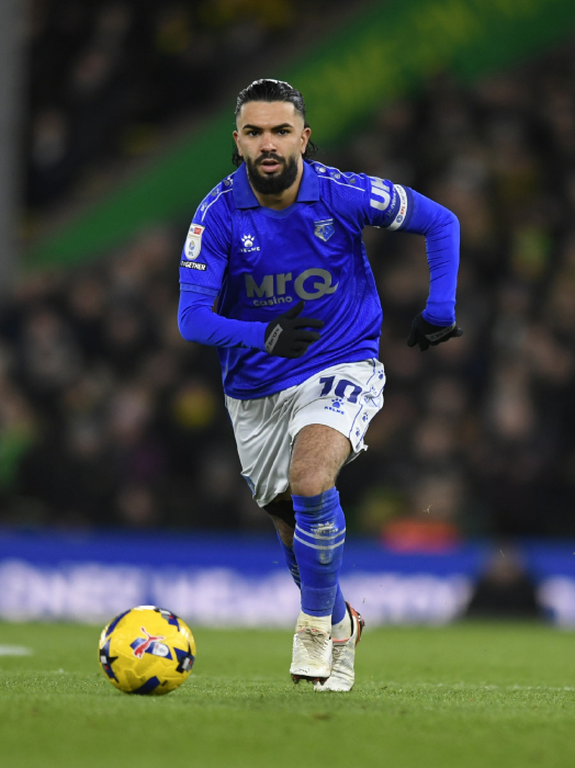 LOUZA MATCH WORN & SIGNED THIRD SHIRT V NORWICH